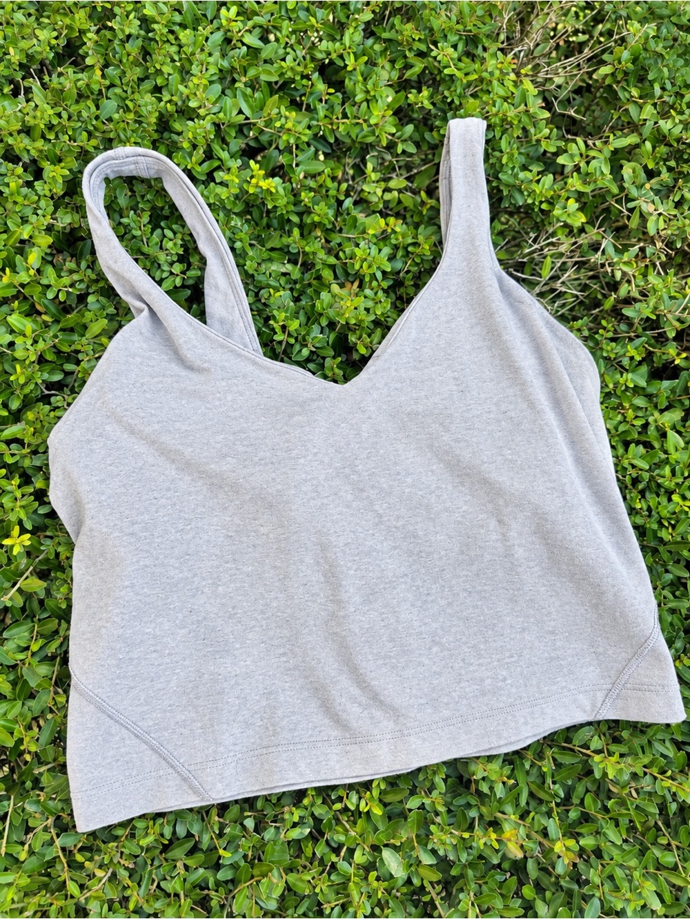 Lululemon Align gray Tank Top
Size 6 new size tag